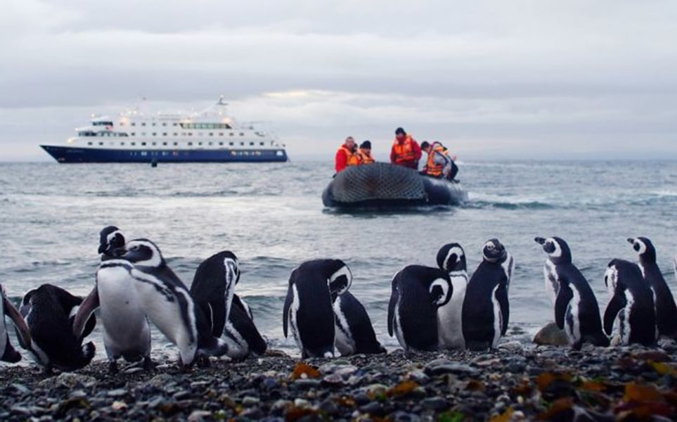 exclusive-patagonia-with-australis-cruise-tour-2.