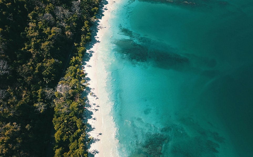 voyage-costa-rica-plage-pacifique-punta-leona-luis-diego-aguilar-unsplash