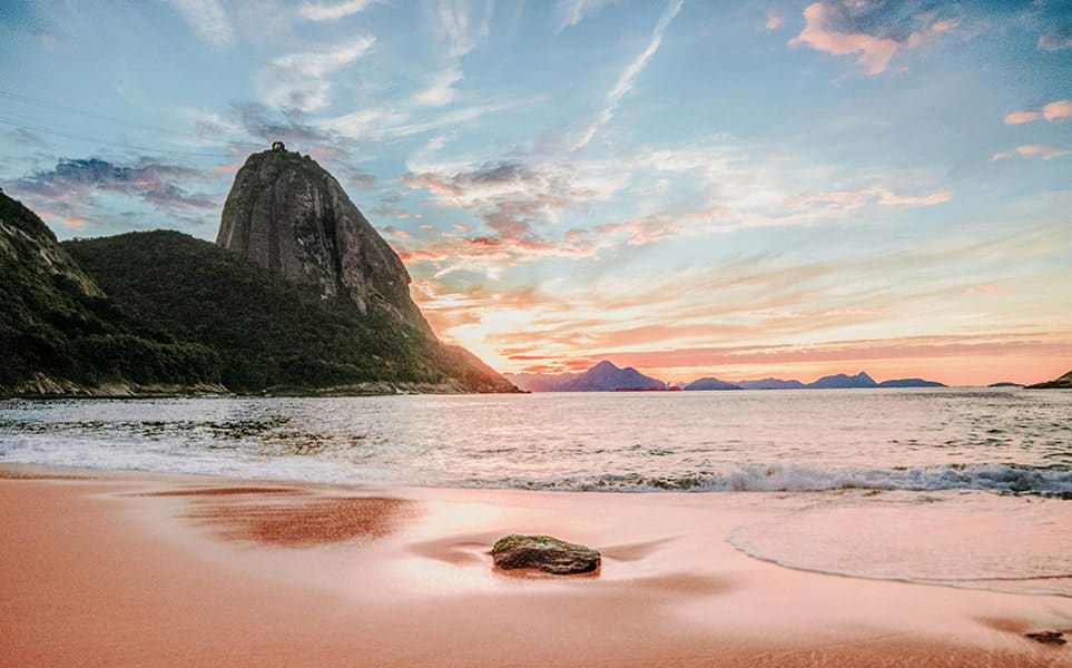 voyage-bresil-rio-pain-de-sucre-urca-shot-by-cerqueira-unsplash